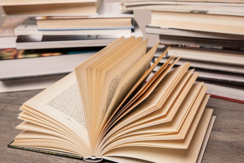 livre ouvert étymogie des mots