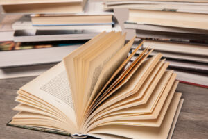 livre ouvert étymogie des mots