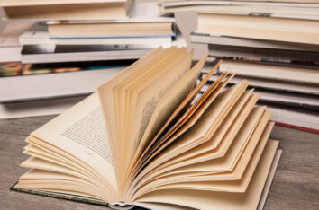 livre ouvert étymogie des mots